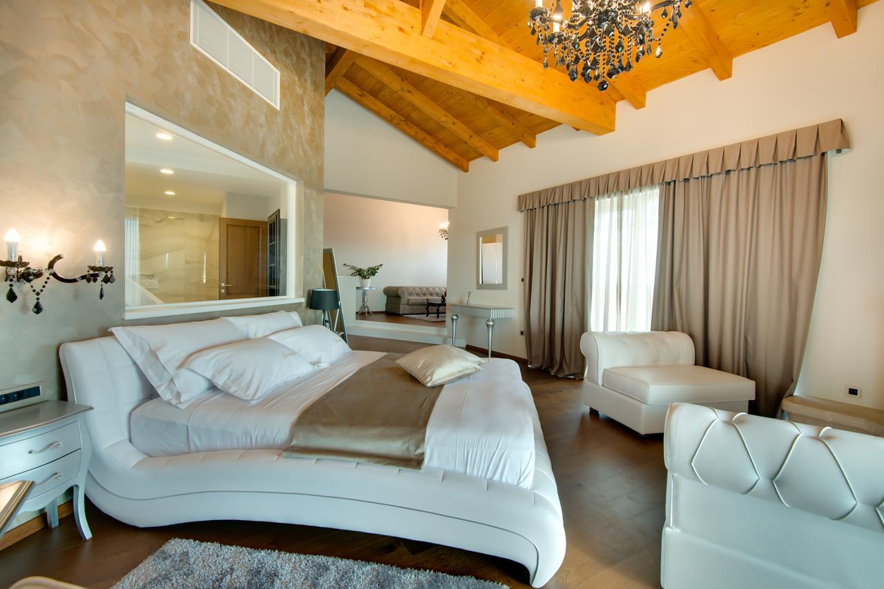 Wine Residence Cattunar Brtonigla Luaran gambar
