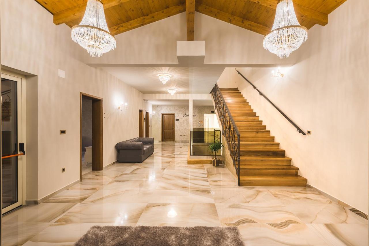 Wine Residence Cattunar Brtonigla Luaran gambar